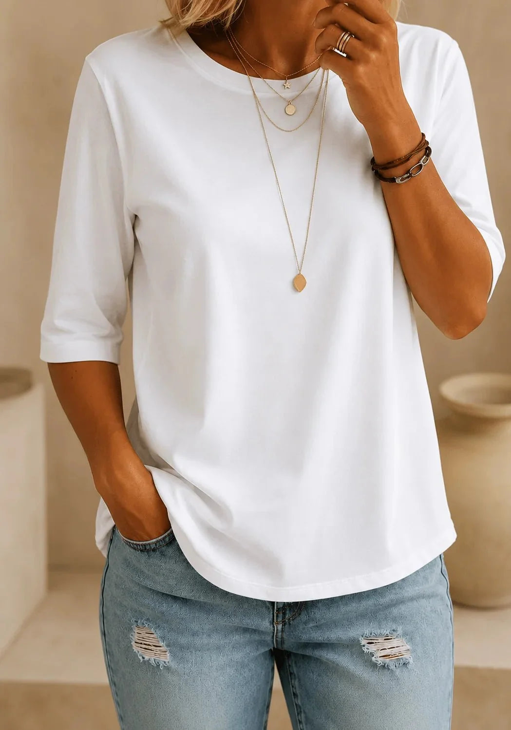 Classic | V-Neck Tee